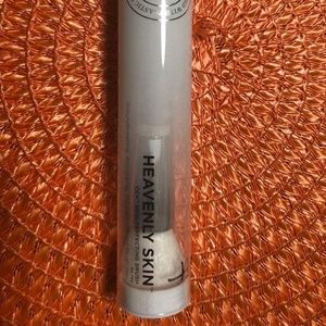 IT Cosemtics Heavenly Skin CC Perfecting Brus